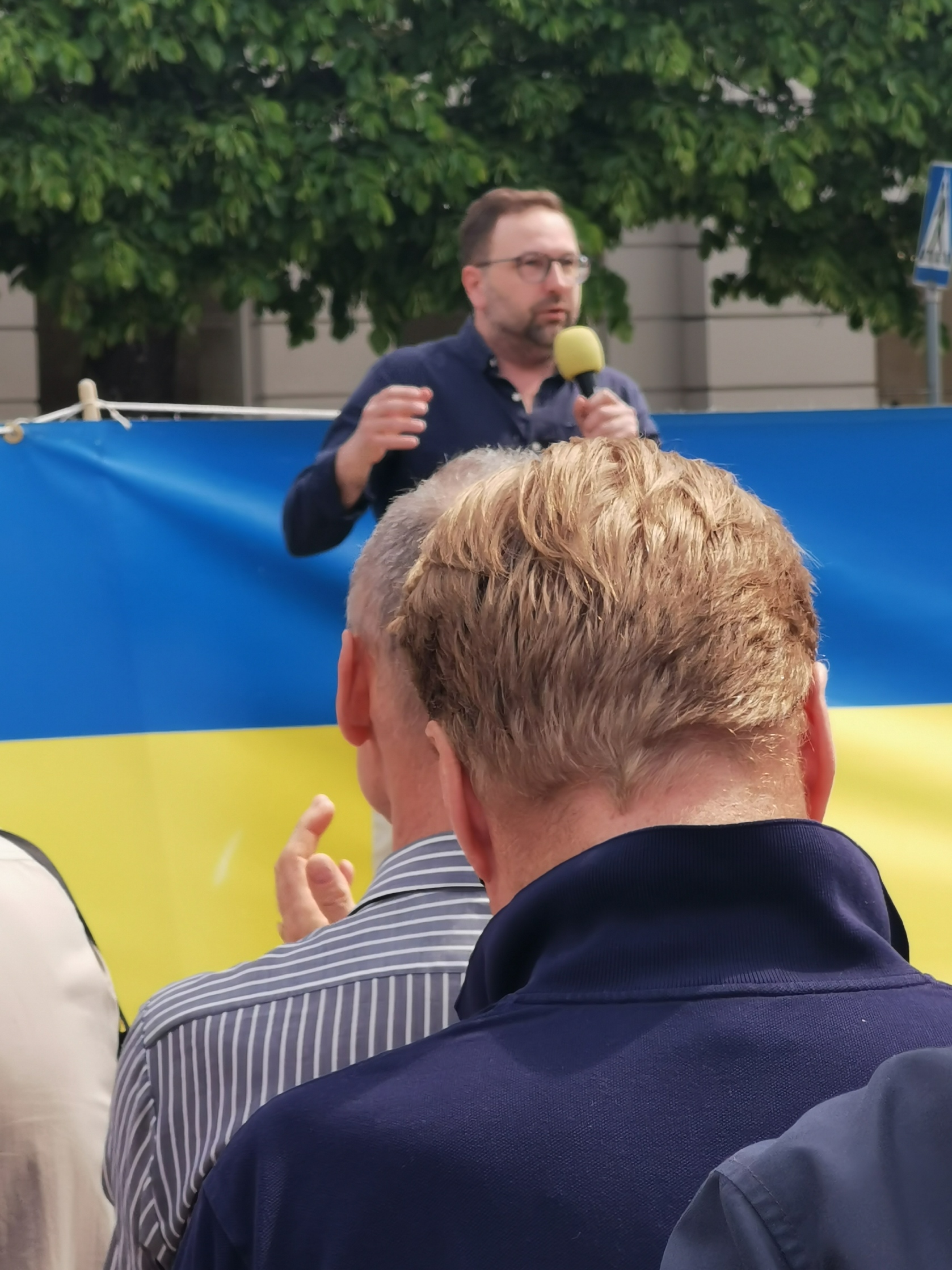 Opinionskrönika maj 2025 – och om mittensamverkan, Liberalernas val av partiledare och väg.
